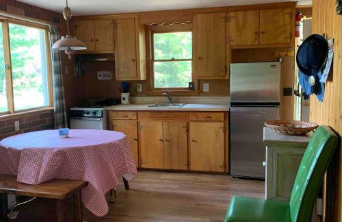 Little Red Cottage in the Woods - Foto 4