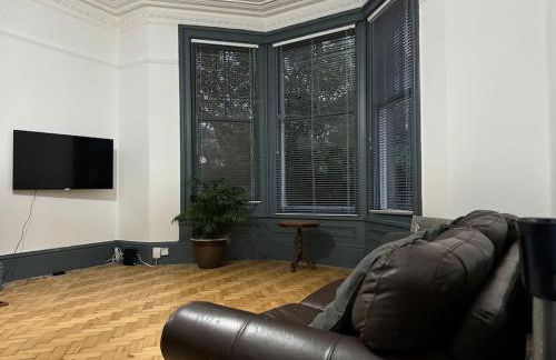 Stylish 2-Bed in Trendy Jesmond - Photo 7