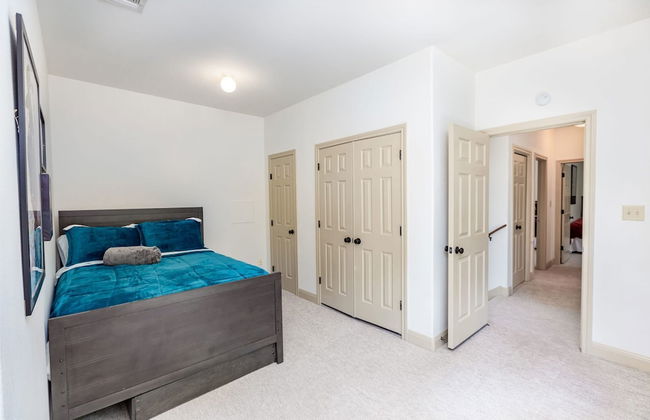 Upstay - East Austin Family Home - 5min From DT - Photo 11