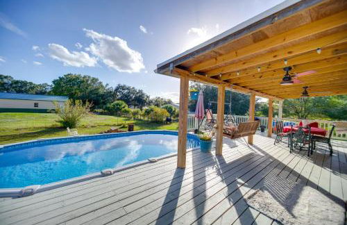 Moore Haven Getaway with Deck and Private Pool - Foto 1