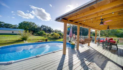 Moore Haven Getaway with Deck and Private Pool - Foto 1