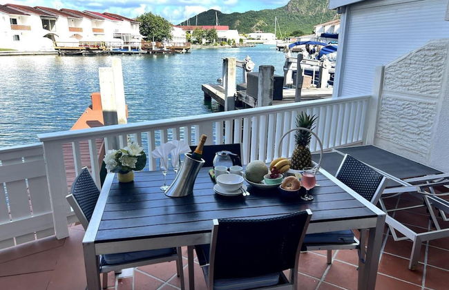 4 Guests - Stunning View - Pool - South Finger - Photo 1