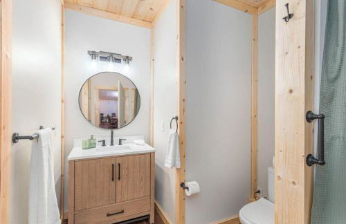 Secluded Cabin with Quality Furnishing and Hot Tub - Foto 49