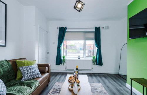 The Acacia Lodge - Beautiful & Modern 3-BR with FREE Parking - Perfect For Business or Work Stays by Parydise Properties - Foto 7