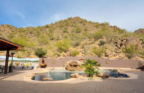 Quail Mountain Desert Resort: Heated Pool, Mt Vews, all BR's King & TV's, Hiking - Photo 2