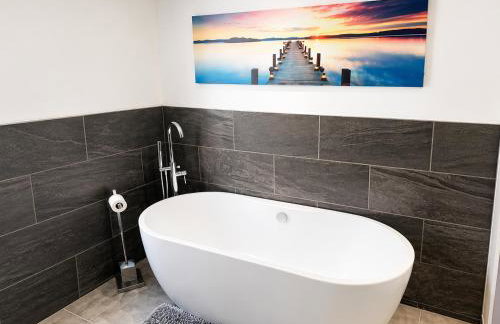 Hexham Town Centre, Market Place View - Photo 29