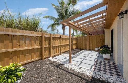 Beachside Bungalow- 2 minutes from the beach! - Foto 2