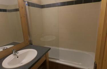 Appartement 6 personnes - Deux chambres - 40M2 - Balcons 10M2 sur pistes - Aucun vis à vis - Piscine - B301 - Foto 15