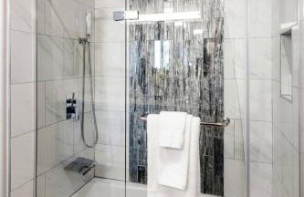 Sherman Oaks Home w Pool, Spa and Outdoor Kitchen - Foto 36