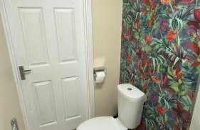 Newcastle CITY APT35,FREE STREET PARKING,4 BEDROOM HOUSE,8 SINGLE BEDS,FULL KITCHEN,ALL ROOMS WITH TVs,NETFLIX - Photo 9