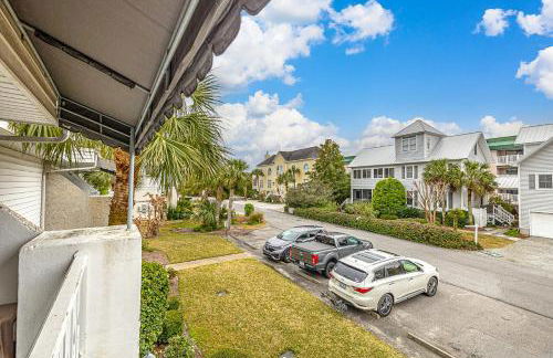 Steps to East Beach & Pet Friendly w/ 2 King Beds - Foto 15