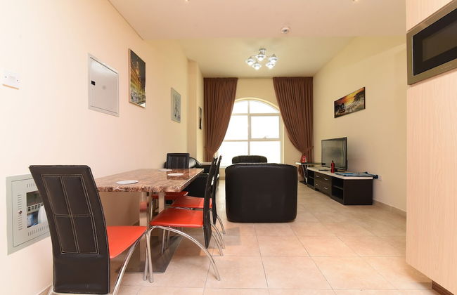 OYO Home 2351BHK Capitol Tower DIC - Photo 8