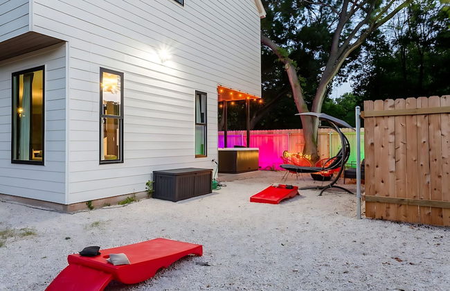 5 000 SQ FT Private 10br Compound DT 6 Min Drive - Photo 19