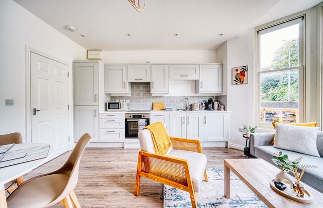 Stunning 2 Bed City Centre & Bute Park - Foto 12