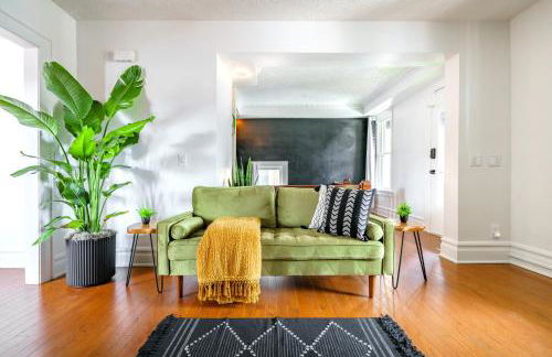 Jungle House Luxury Homes - Columbus Downtown Short North - Steps to Convention Center & Nationwide Arena - Sleeps up to 8 - Free Parking - Over 5,800 Five Stars - Foto 12