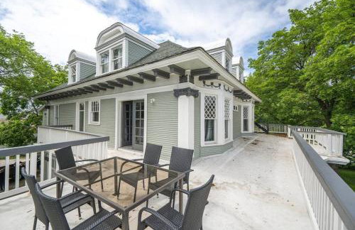 Entire 2nd and 3rd level of Spacious Historic Home - Foto 11