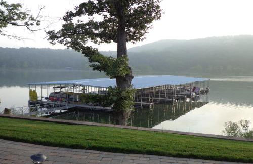 Chalets Resort LAKEFRONT Cottage Free Amenities Amazing views Kayaks 2 Pools - Foto 13