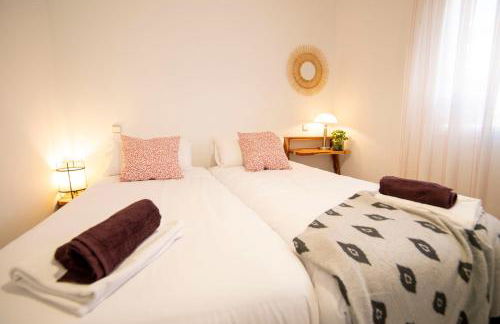 La Ren Lecrés casa piscina jardin y barbacoa - Photo 9