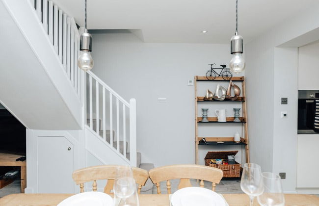 Propeller House - From 165 Per Night - Photo 2