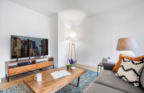 Chelsea 1BR w Water views Doorman NYC-210 - Foto 2