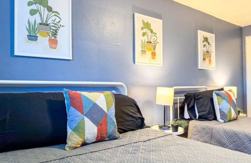 Sleeps 8 Charming 2 BR with 5 beds plus WIFI - Foto 5