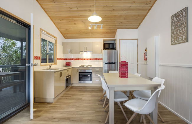 Seven Mile Beach Holiday Park - Photo 17