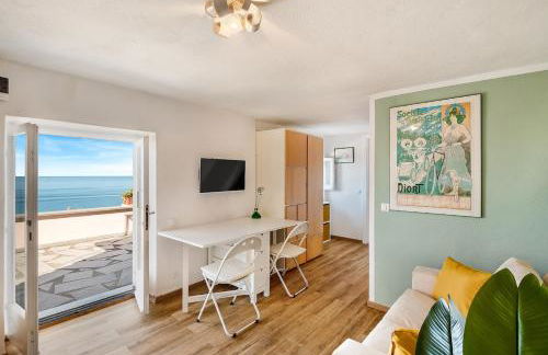 La terrazza sul mare Private parking AC Big terrace - Photo 19