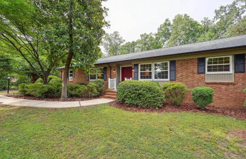 Greensboro Golf Getaway - 9 Mi to Downtown! - Foto 24