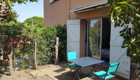 Grand jardin, plage, agréable, hôte reactif - Foto 5