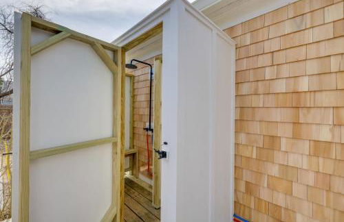 Bike to Cape Cod Sights Home with Backyard Oasis - Foto 22