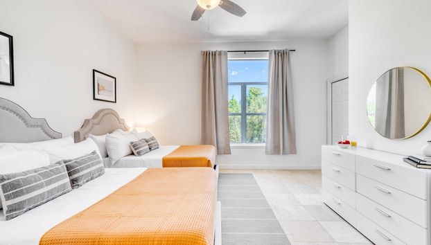 Miramar Manor by Avantstay Walk to the Beach! - Foto 5, Habitación