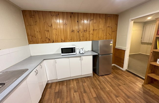 Cottage Charm with Nearby Shopping - Photo 7