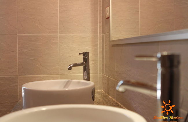 Sunshine Residence - Photo 35