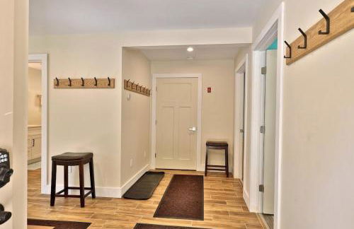 Experience the charm of Peak Hill Home, a cozy 3-BR retreat close to Ski Resort - Foto 15