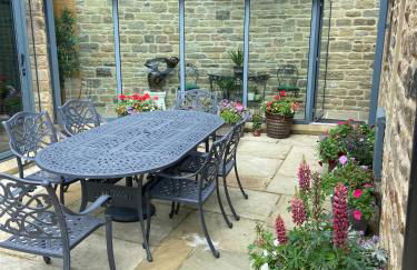 Garden annexe in Hathersage centre with parking - Foto 3