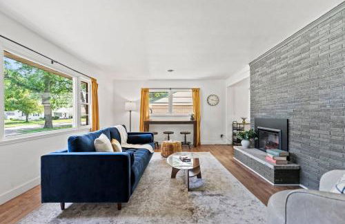 Entertainment Haven w Firepit, Games & Fenced Yard - Foto 4