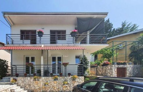 2 Bedroom Awesome Apartment In Krusevo - Foto 1