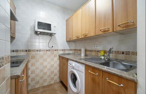 Esperanza free parking by Staycare - Photo 22