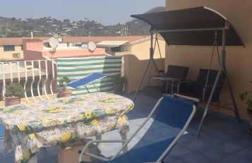 Attico in centro con vista mare e monti! - Foto 10