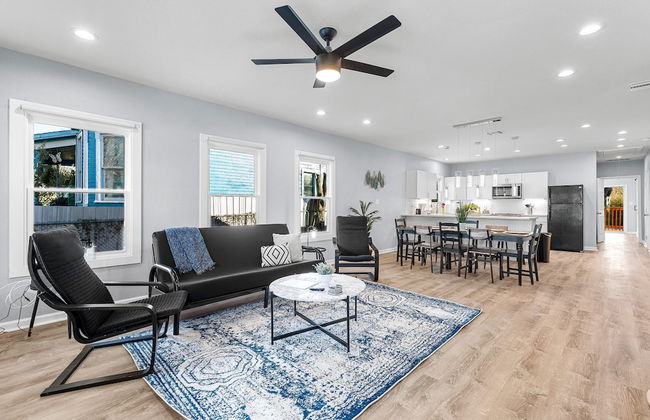 Inviting 4br/2.5ba Downtown Home With Ample Space! - Foto 11