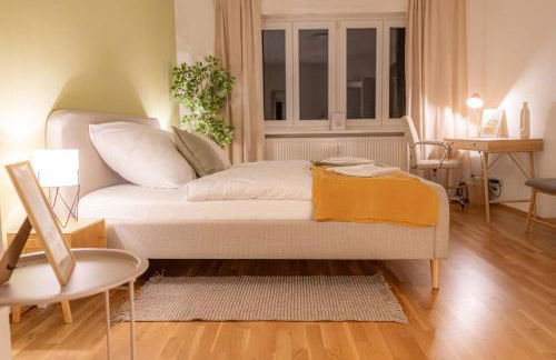 K15 Cozy, Unique & Spacious 3-Room Apartment with Balcony or Single Room by LIPA - Foto 31