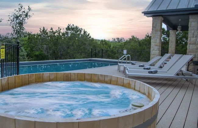 Spicewood Lodge W/pool, Hottub - Foto 1