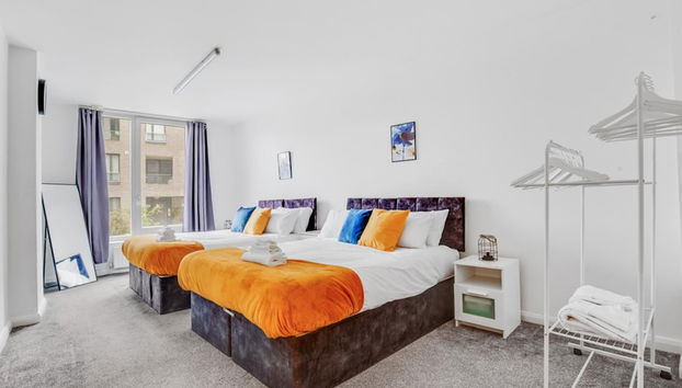 Modern 2-bed Apartment in Stratford - Foto 2, Camera