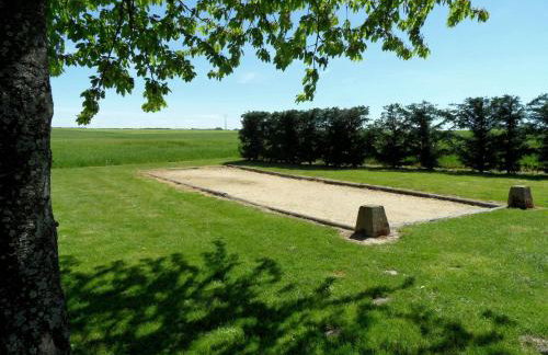 Gîte familial 12 pers. proche Valençay, ZooParc de Beauval et Châteaux de la Loire, parc arboré et jeux - FR-1-591-113 - Foto 6
