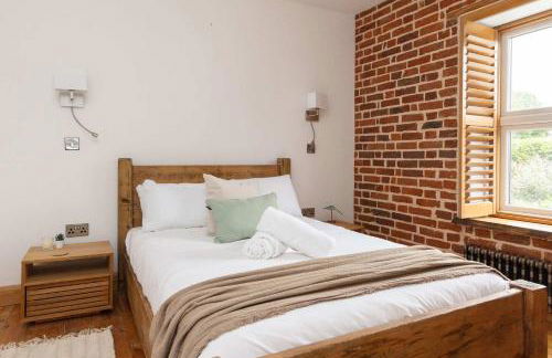 Spacious 4-Bed Near City & Sea - Foto 26