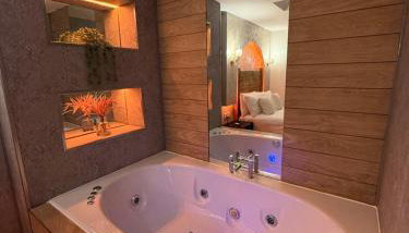 Luxury Jacuzzi Suites Halifax - Foto 5