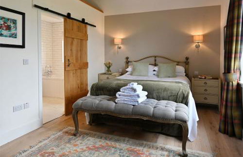 The Old Farmhouse - Photo 15