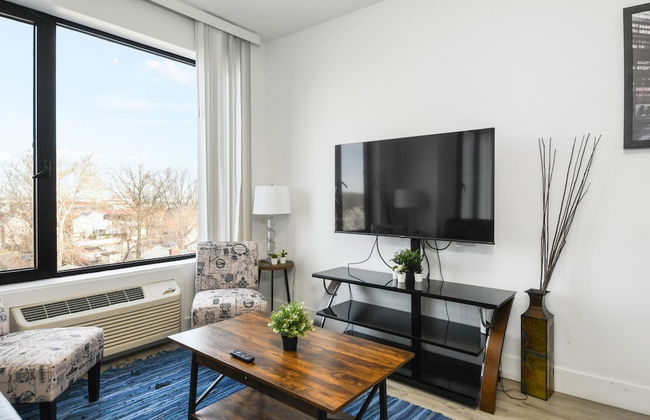 Luxury Studio 30 Mins to Manhattan Evonify - Photo 2