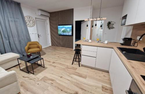 "Apartments Petra With Swimming Pool" - Foto 10