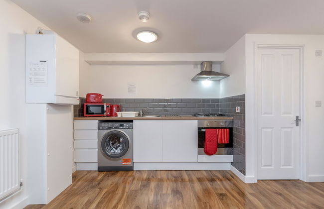 Royal Apartments - Photo 30